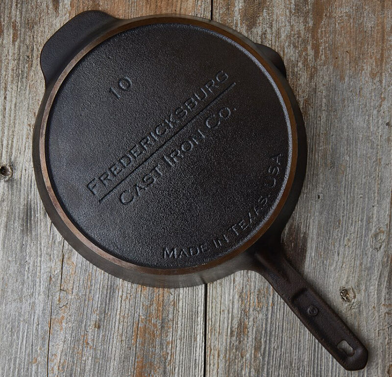 Country Charm cast iron electric skillet - powered on - Northern Kentucky  Auction, LLC